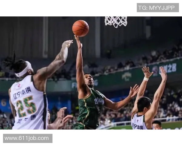 辽宁本钢全队表现出色，实力强大引人瞩目